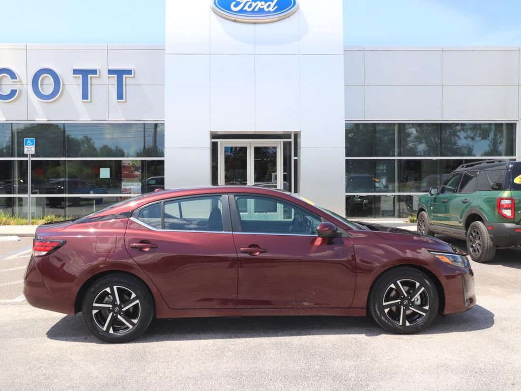 Used 2024 Nissan Sentra SV FWD image 15
