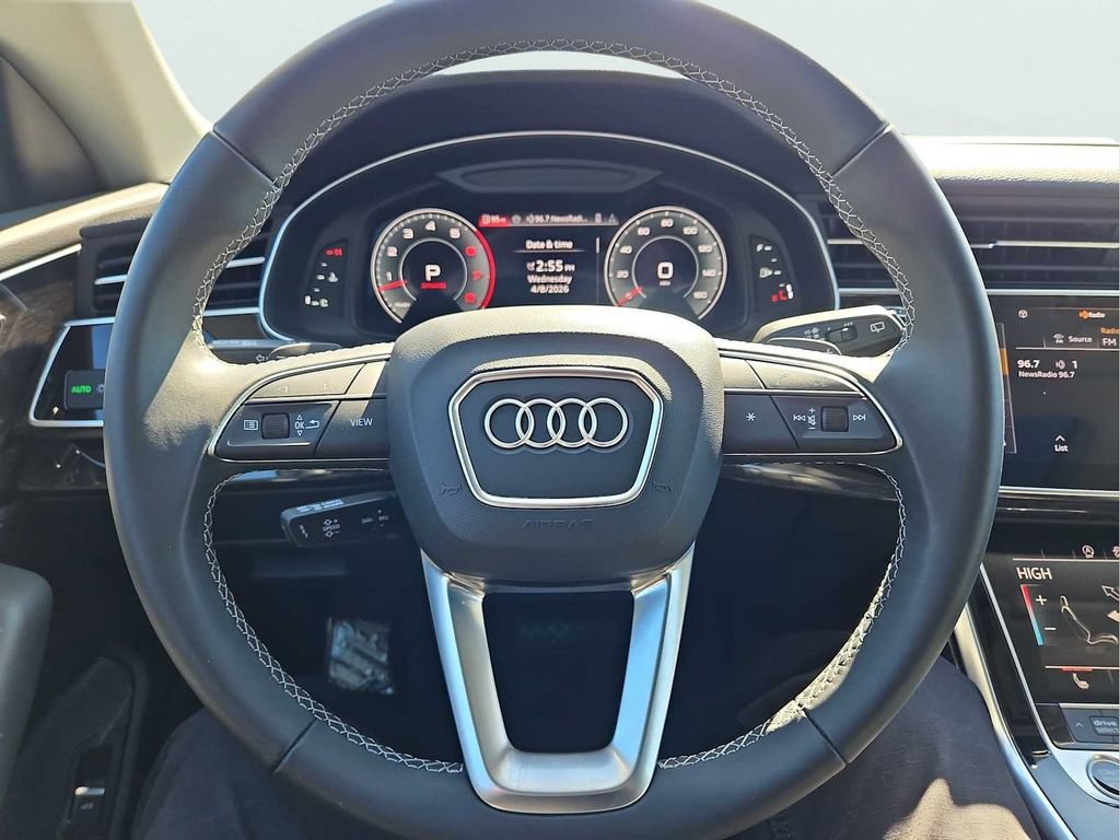 Certified 2025 Audi Q8 Premium AWD/4WD image 17