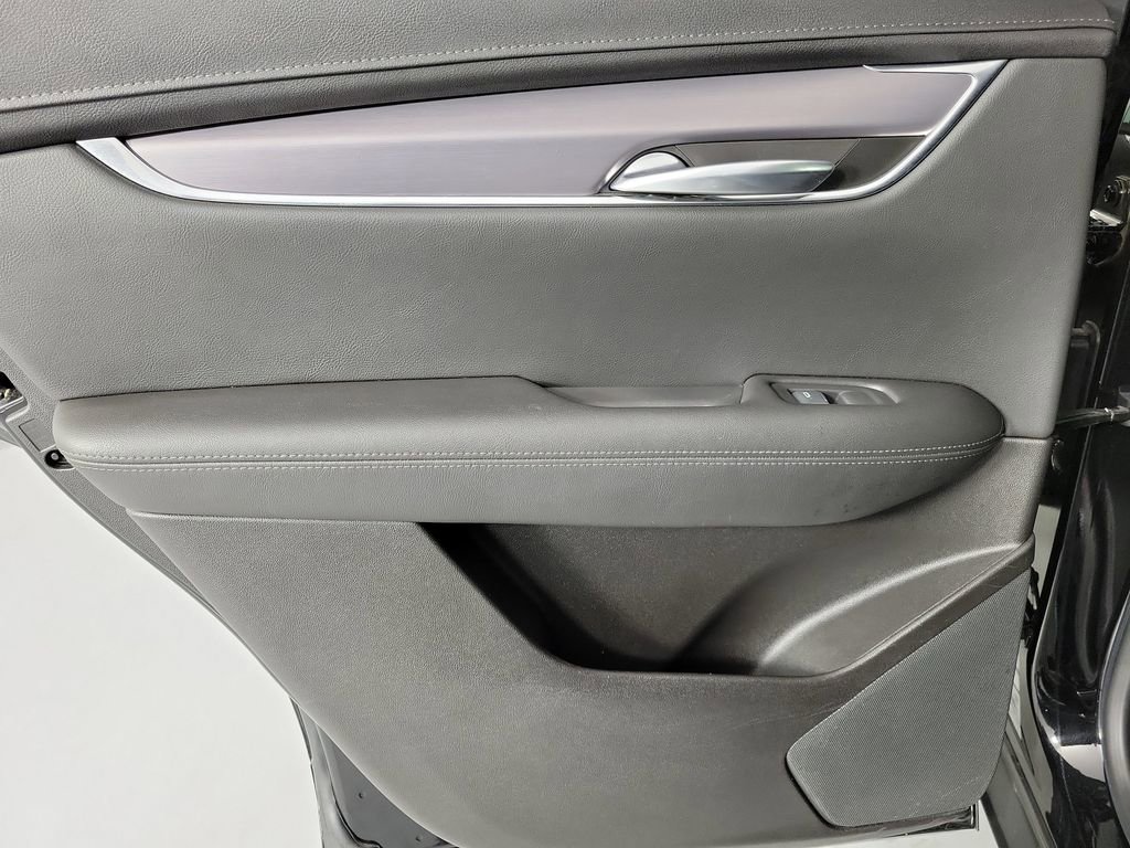 Used 2023 Cadillac XT5 Luxury image 13