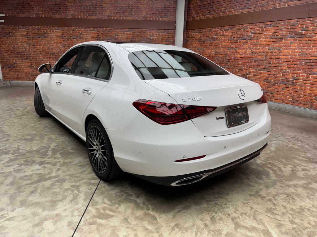 Used 2026 Mercedes-Benz C 300 4MATIC Sedan image 2