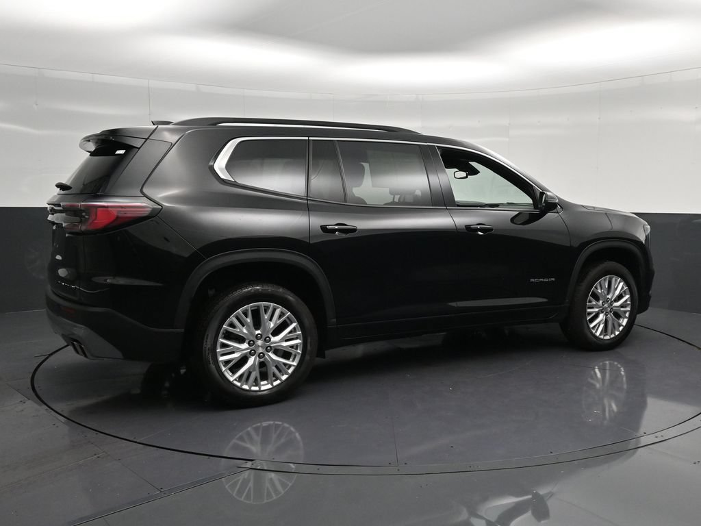Used 2024 GMC Acadia Elevation w/ Luxury Package FWD image 3
