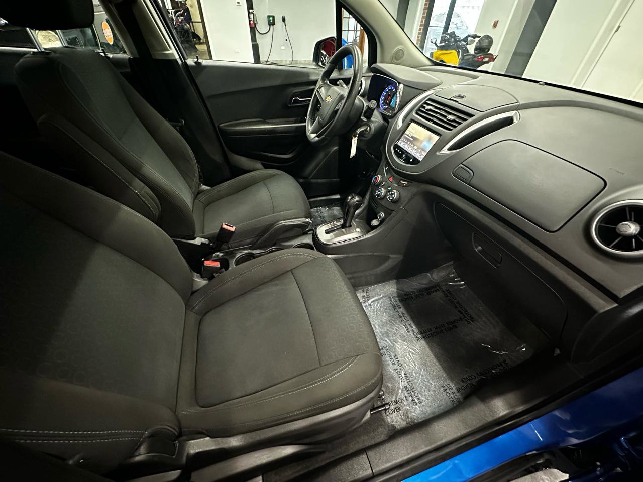 Used 2015 Chevrolet Trax LS FWD image 16