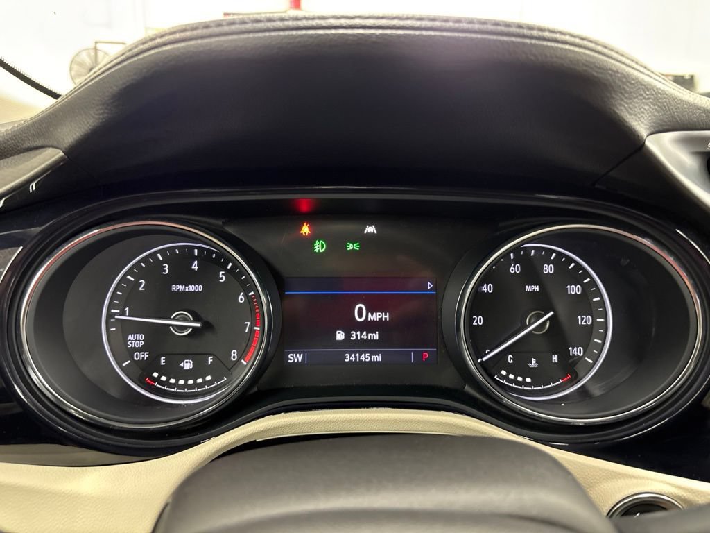 Used 2021 Buick Encore GX Essence FWD image 27