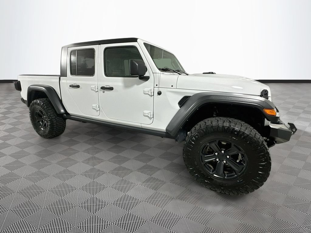 Certified 2023 Jeep Gladiator Mojave w/ LED Lighting Group AWD/4WD image 8