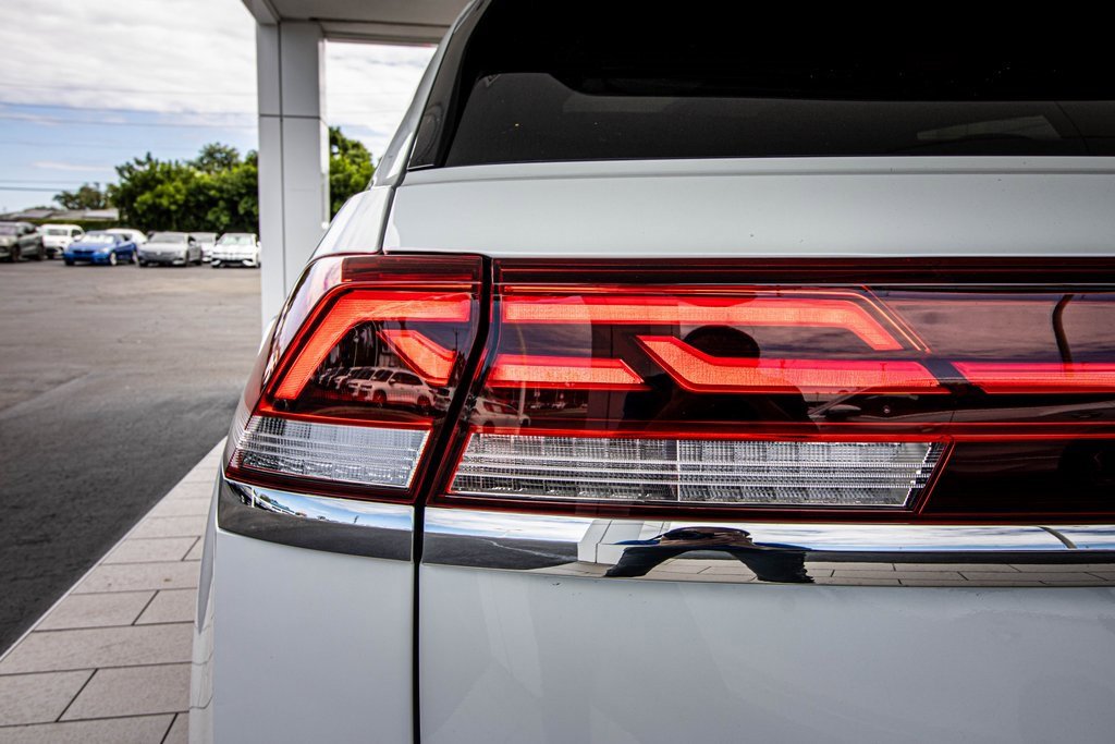 New 2026 Volkswagen Atlas Cross Sport SE image 13