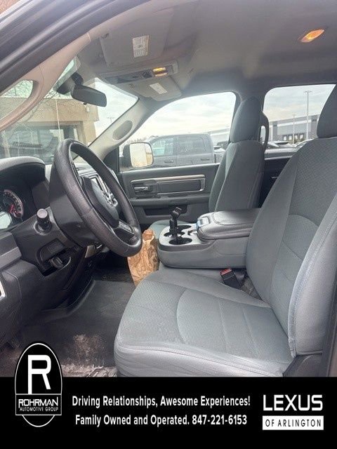 Used 2017 RAM 1500 Classic SLT AWD/4WD image 8