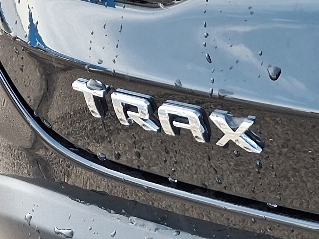 New 2026 Chevrolet Trax LT w/ Sunroof Package image 11