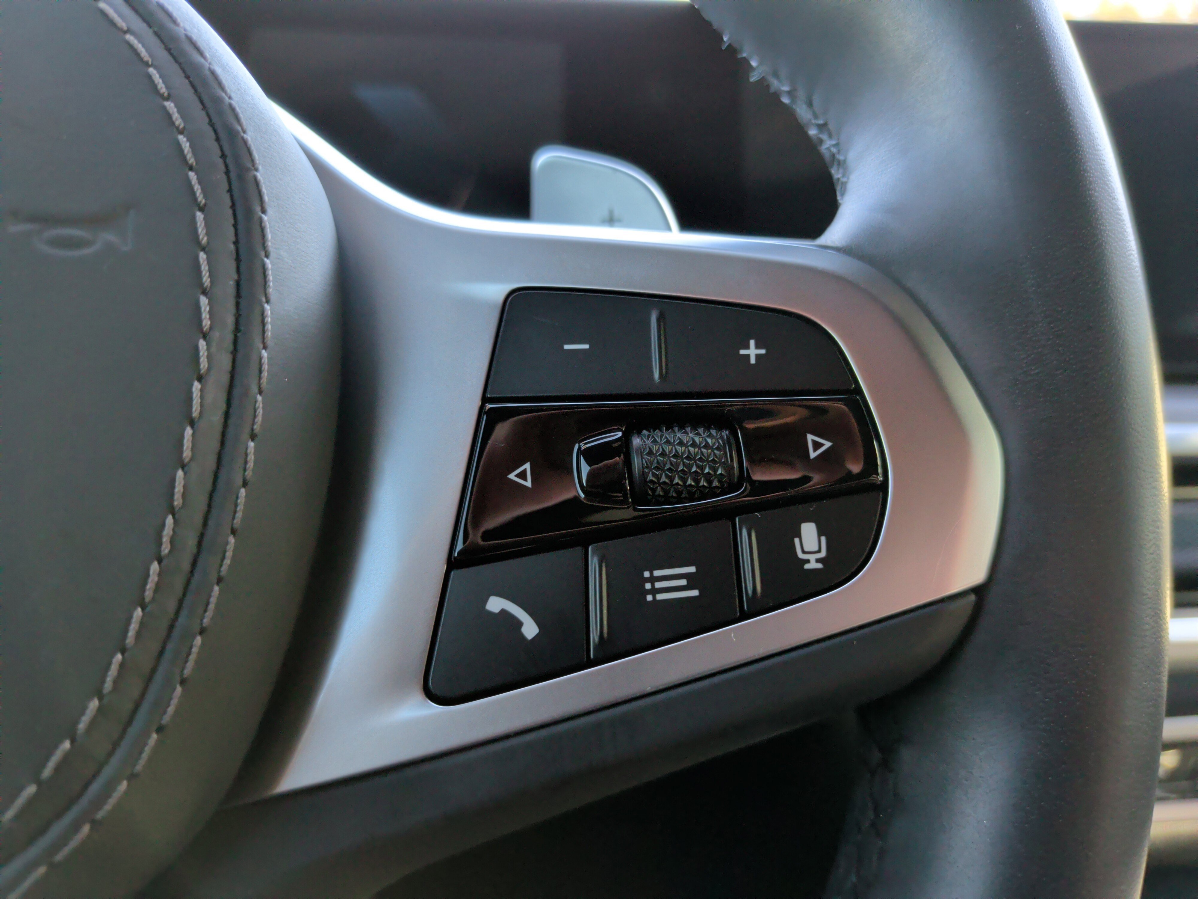 Certified 2025 BMW X5 xDrive40i w/ M Sport Package image 24