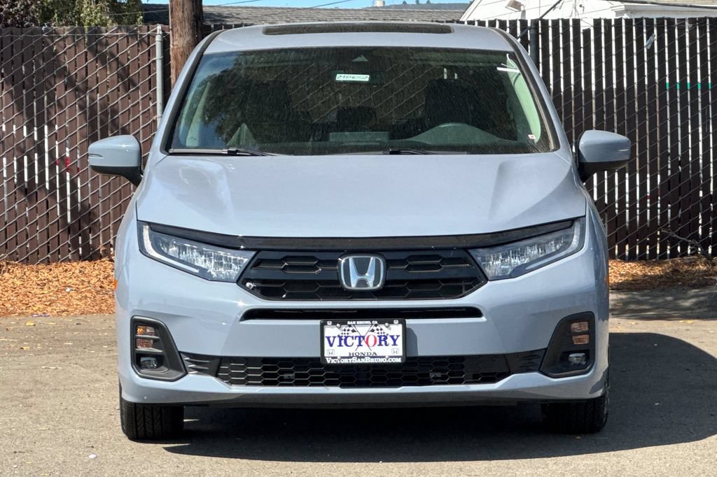 New 2026 Honda Odyssey Touring image 9