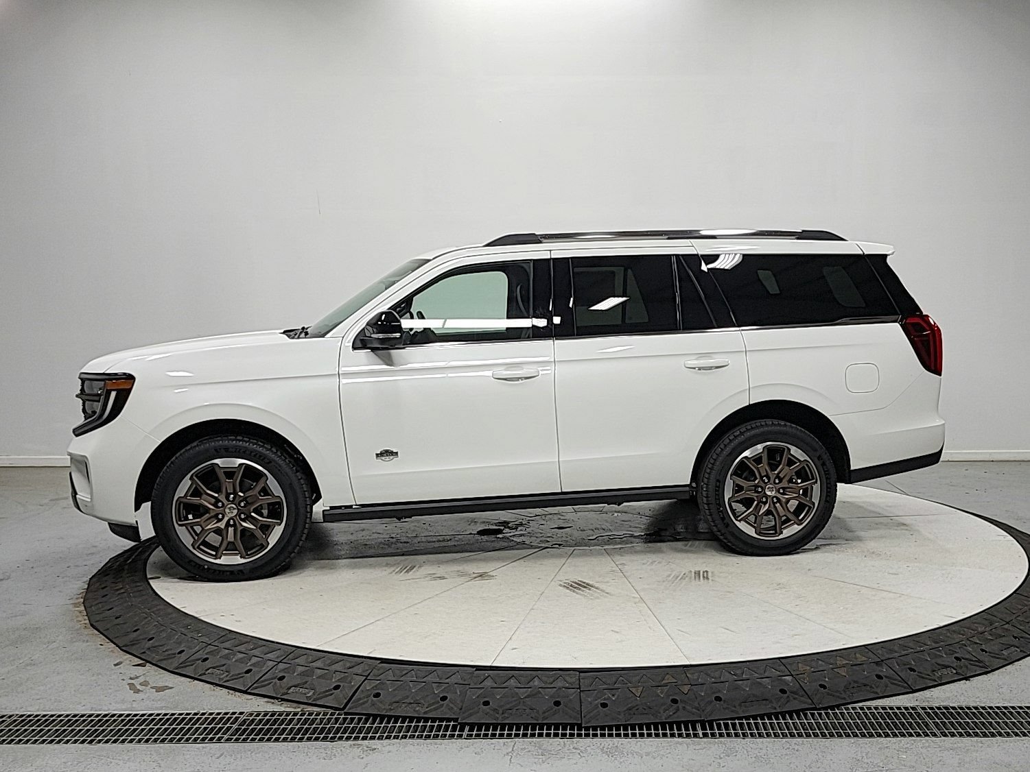 New 2027 Ford Expedition King Ranch AWD/4WD image 6