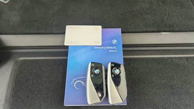 Used 2024 BMW X7 xDrive40i w/ M Sport Package image 69