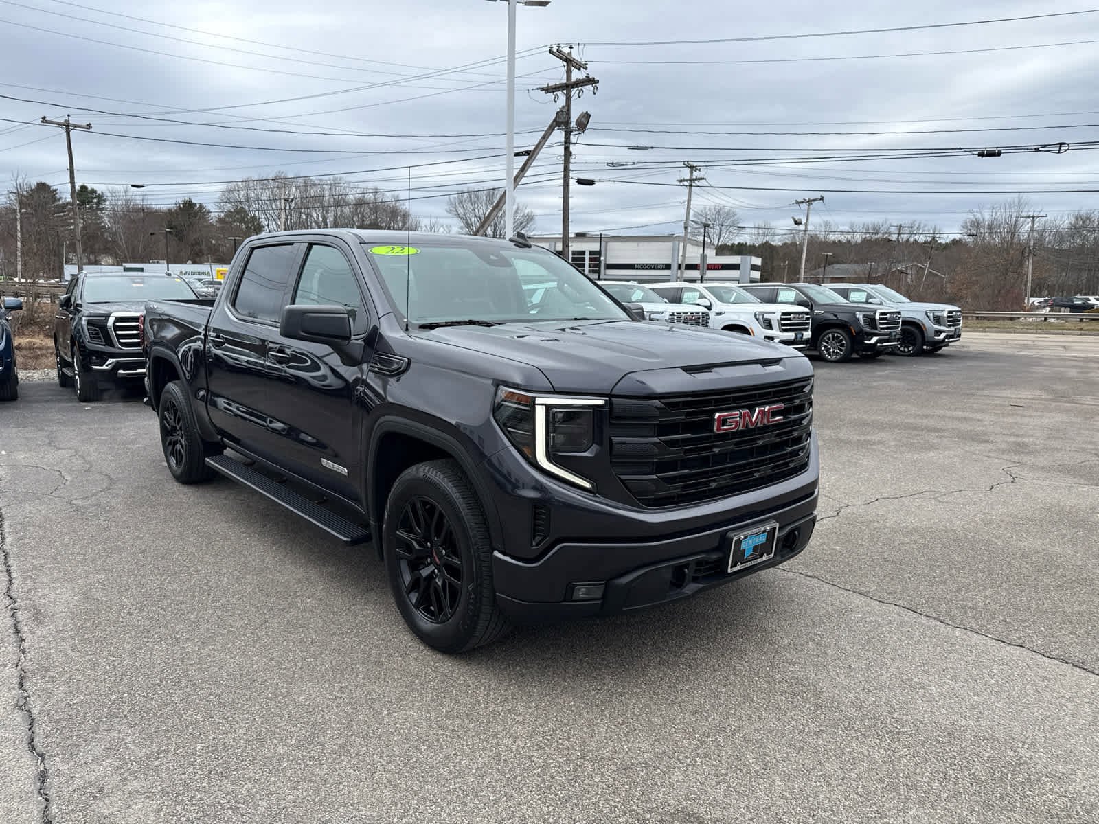 Used 2022 GMC Sierra 1500 Elevation AWD/4WD image 7