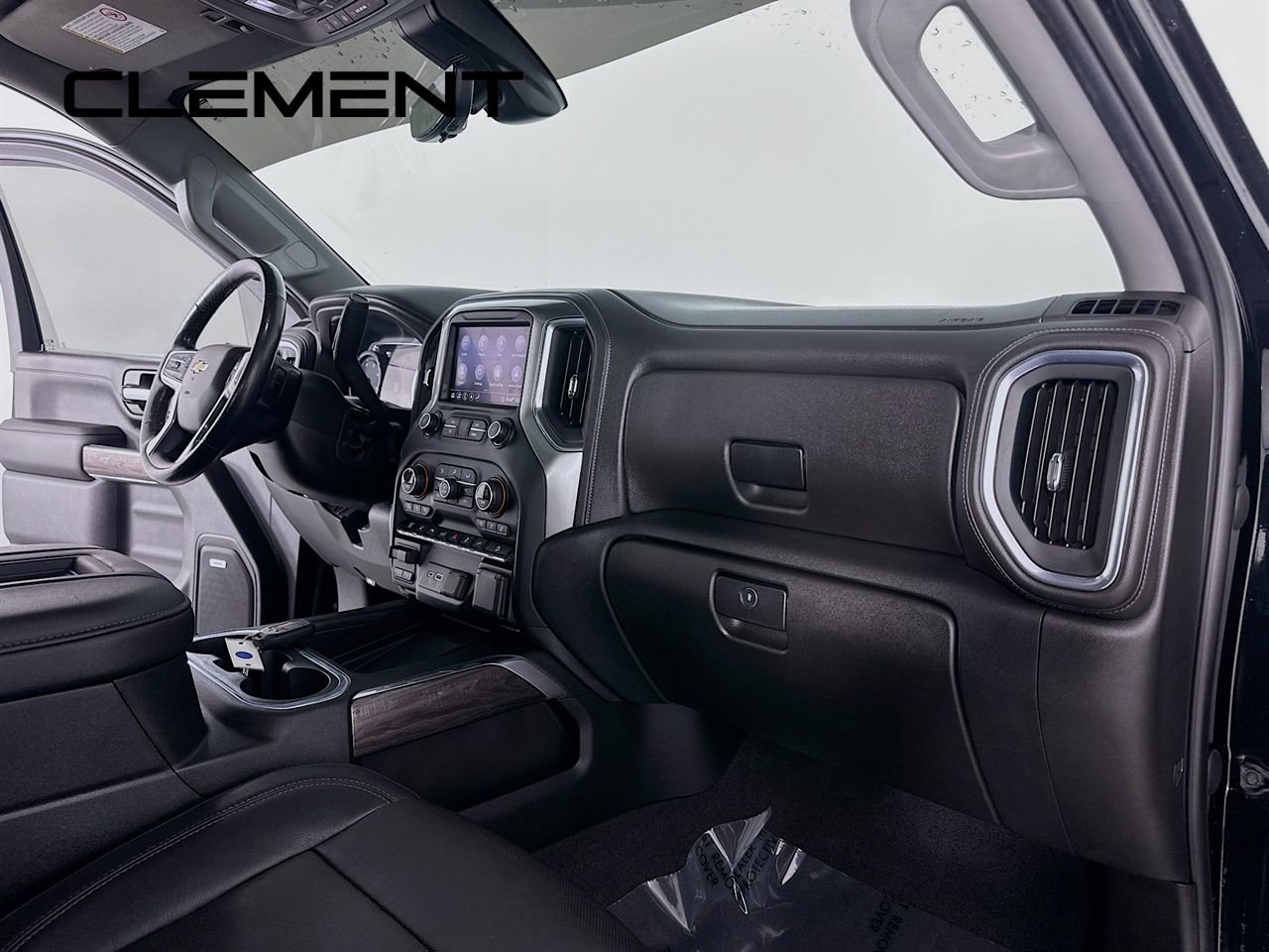 Used 2020 Chevrolet Silverado 2500 LTZ w/ LTZ Premium Package AWD/4WD image 36