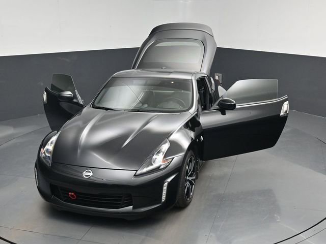 Used 2020 Nissan 370Z Touring Sport image 41