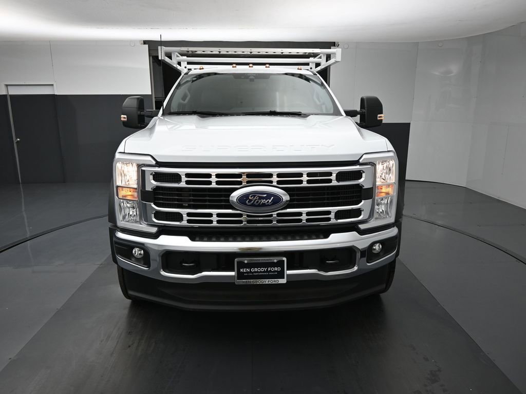 New 2026 Ford F550 4x4 Crew Cab Super Duty image 4