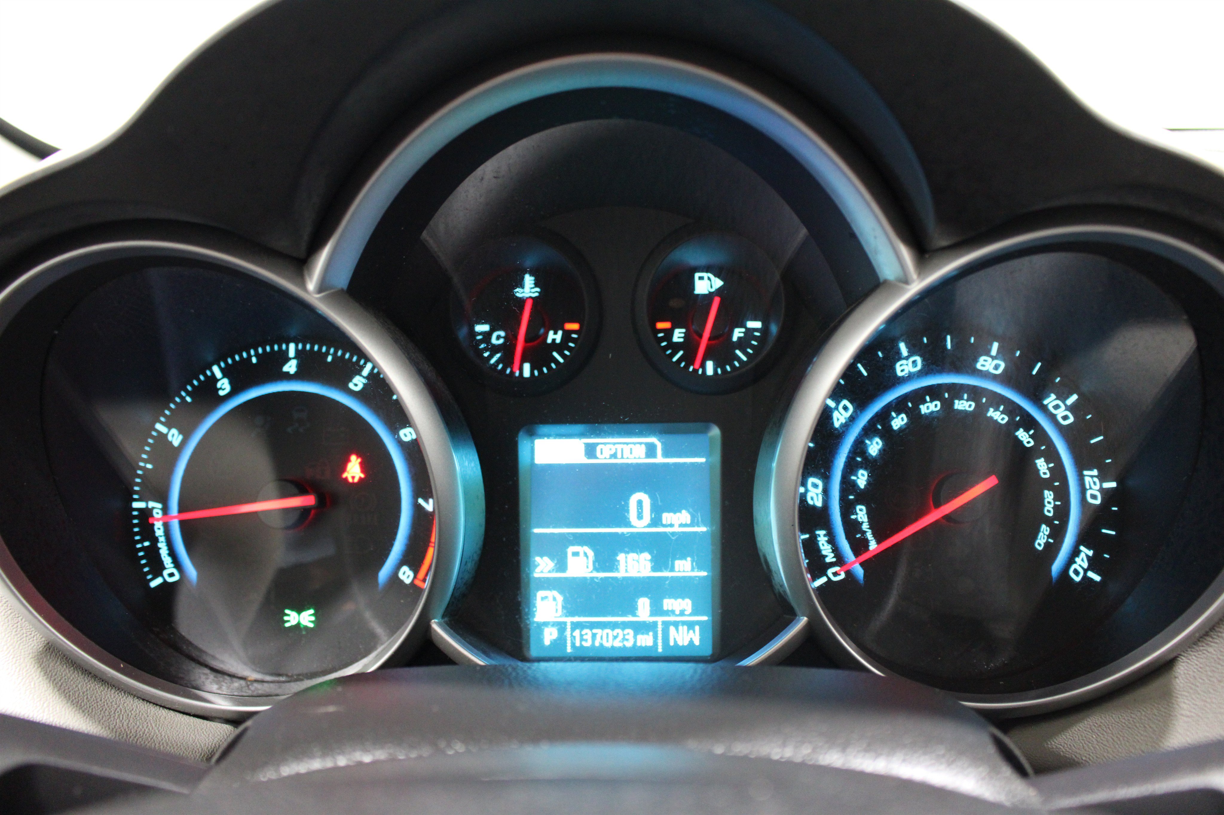 Used 2014 Chevrolet Cruze LT FWD image 12