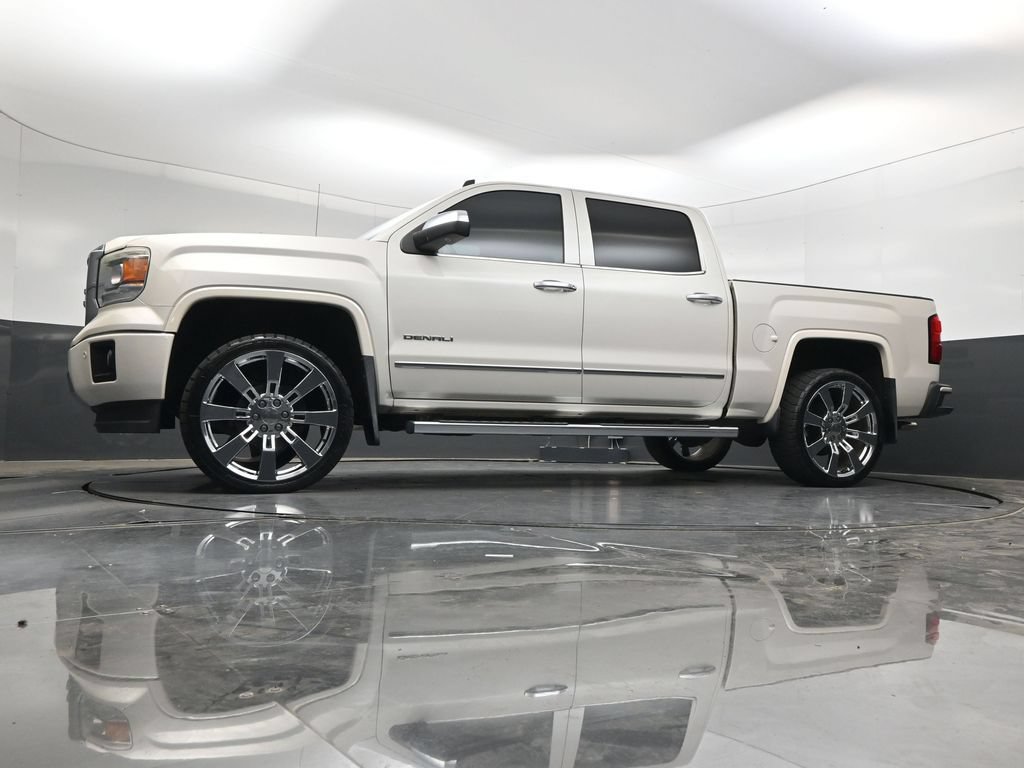 Used 2014 GMC Sierra 1500 Denali w/ Driver Alert Package AWD/4WD image 43