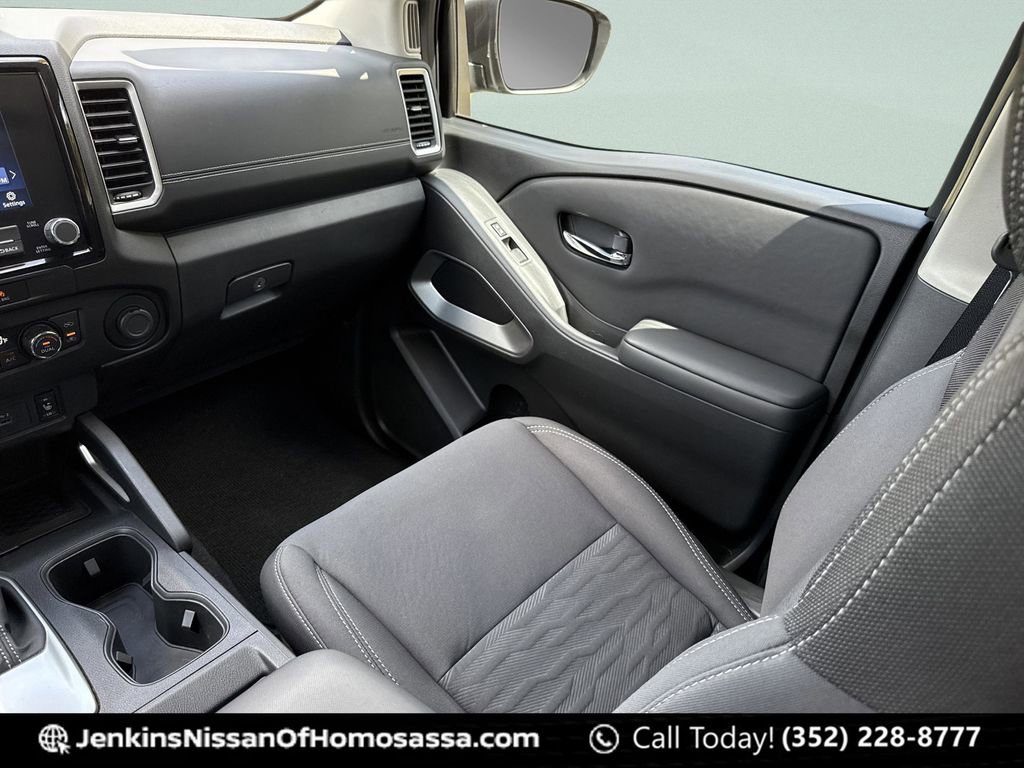 Certified 2023 Nissan Frontier SV w/ Technology Package image 29