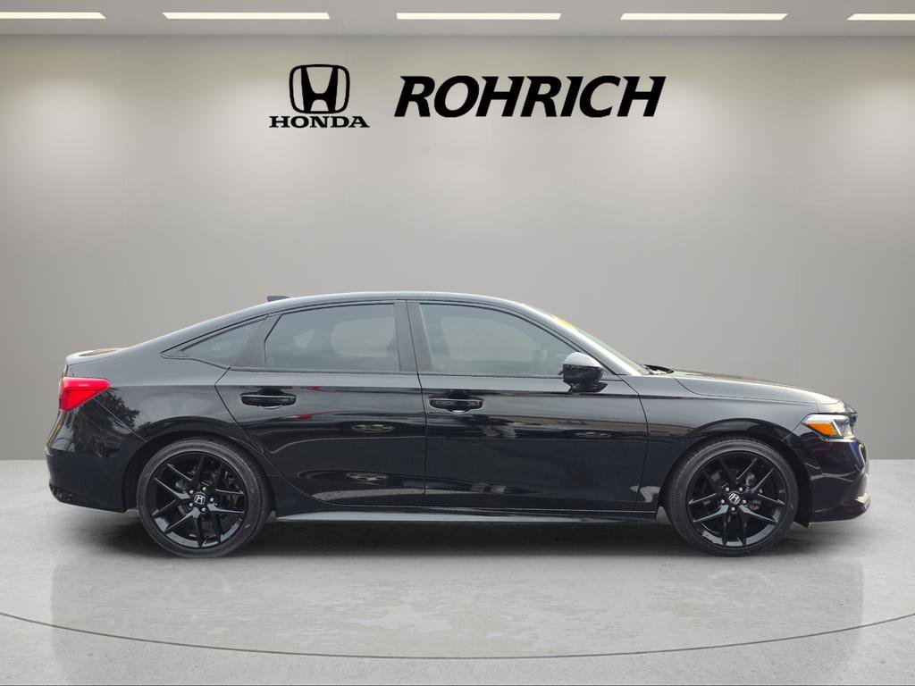 Used 2023 Honda Civic Sport image 6