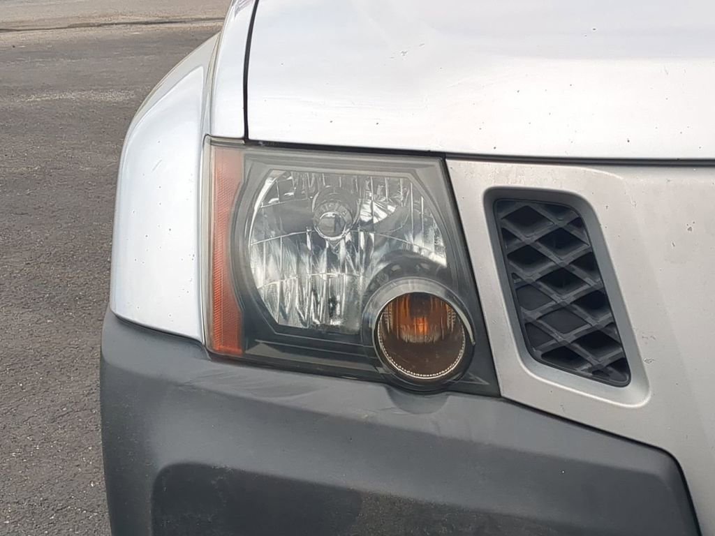 Used 2013 Nissan Xterra S w/ Value Package image 9