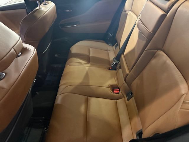 Used 2025 Toyota Crown Signia AWD/4WD image 32