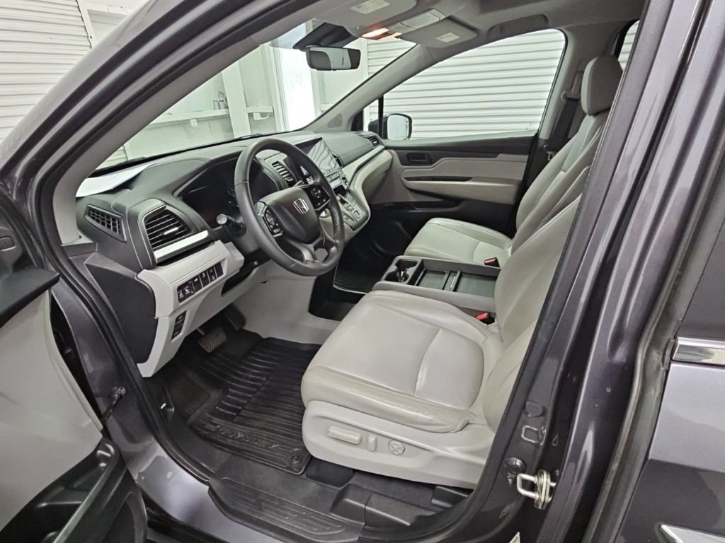 Used 2018 Honda Odyssey EX-L image 11