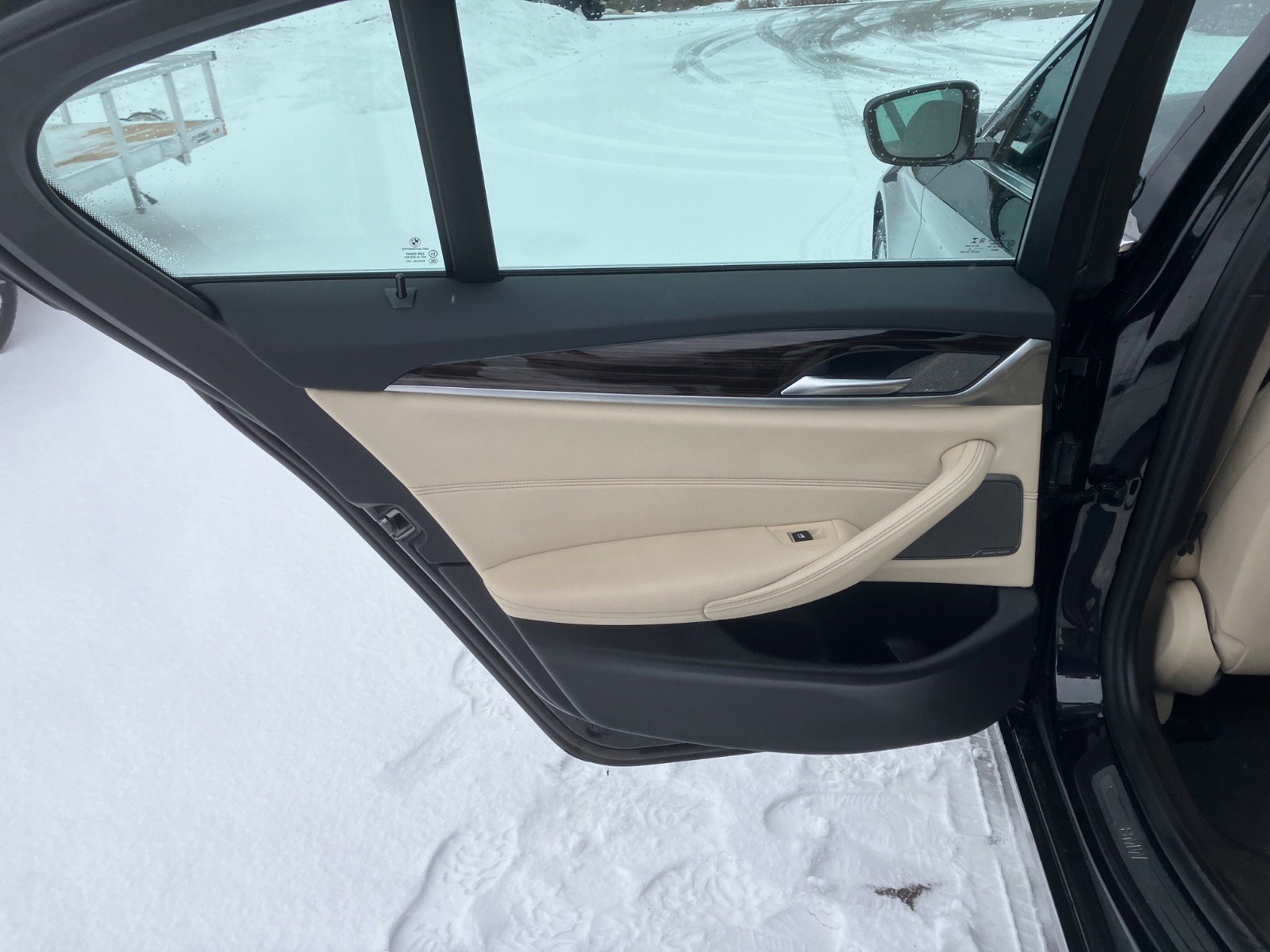 Used 2021 BMW 530i xDrive AWD/4WD image 28