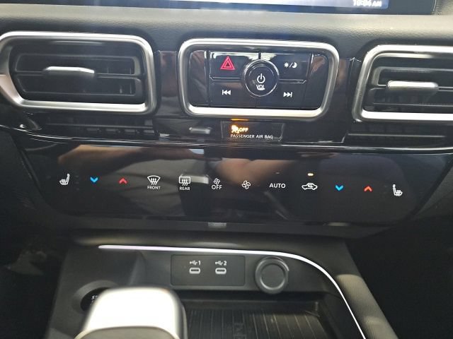 New 2026 Nissan Sentra SR w/ SR All Weather Package FWD image 15