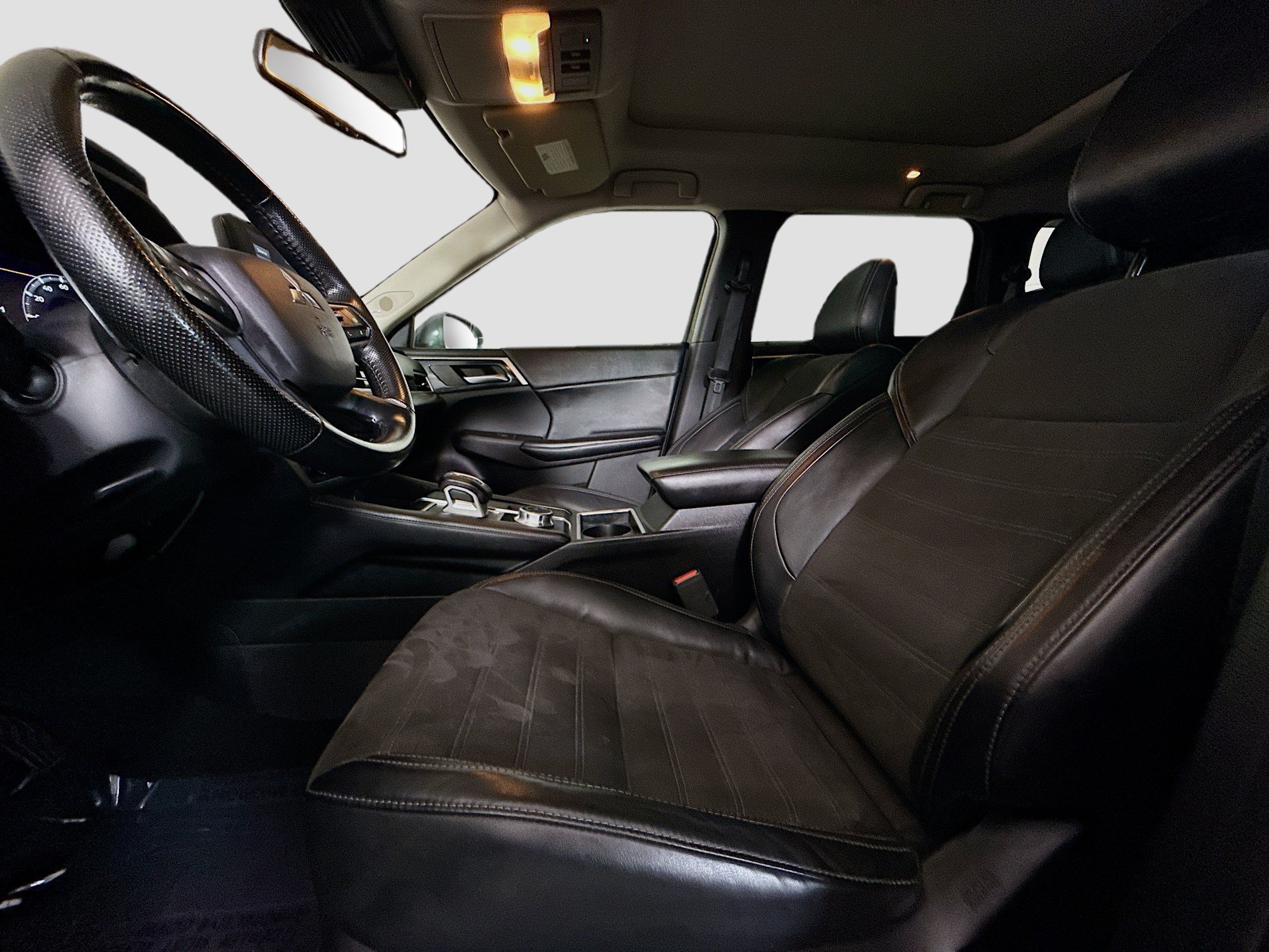 Used 2022 Mitsubishi Outlander SEL Black Edition FWD image 22