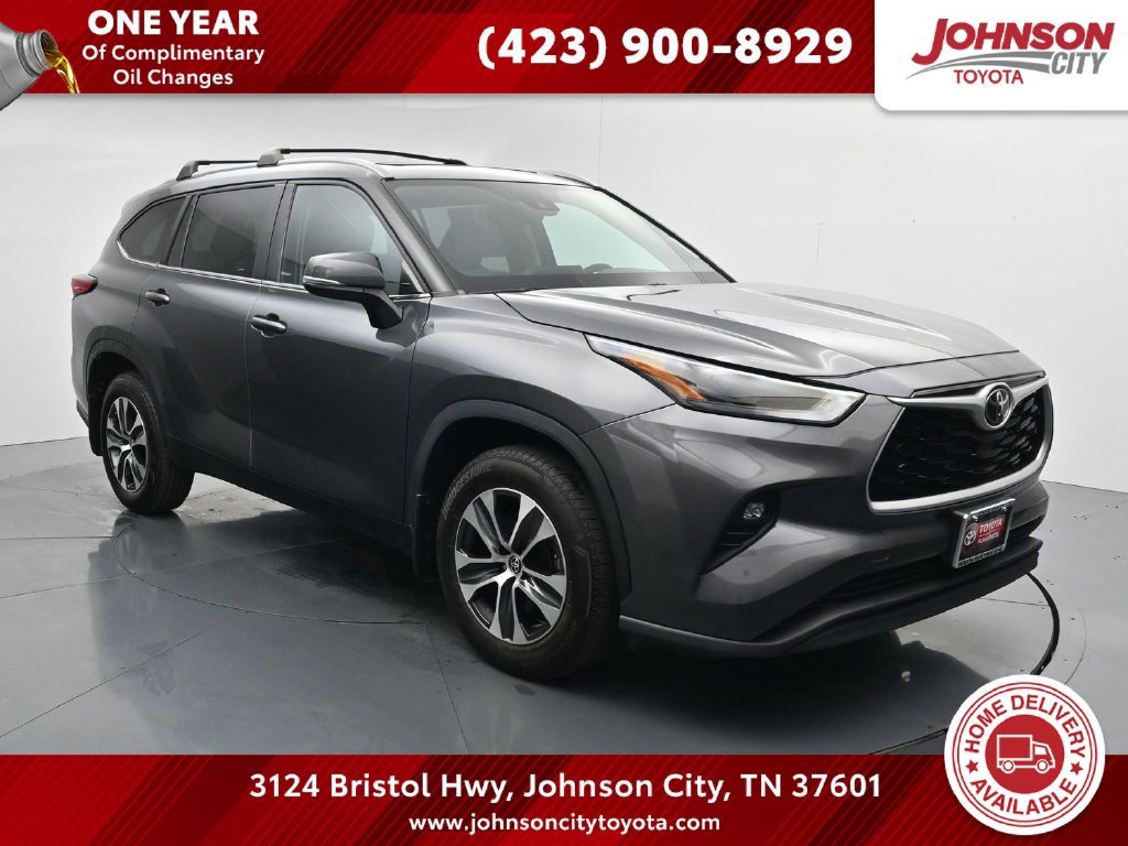 Used 2023 Toyota Highlander XLE