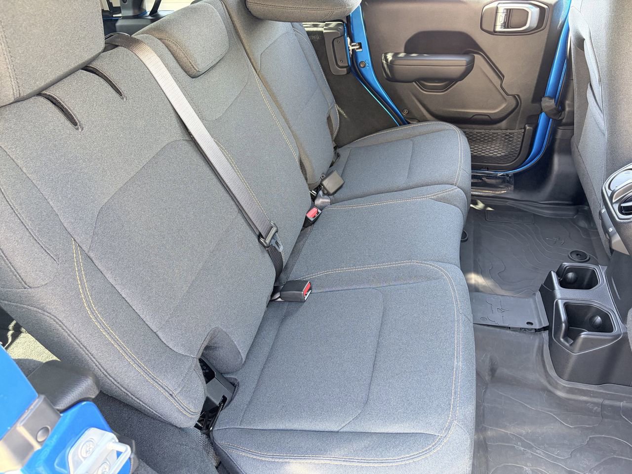 Used 2024 Jeep Wrangler Unlimited Sport AWD/4WD image 13