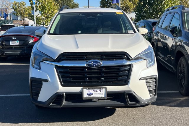 Certified 2025 Subaru Ascent Premium AWD/4WD image 3