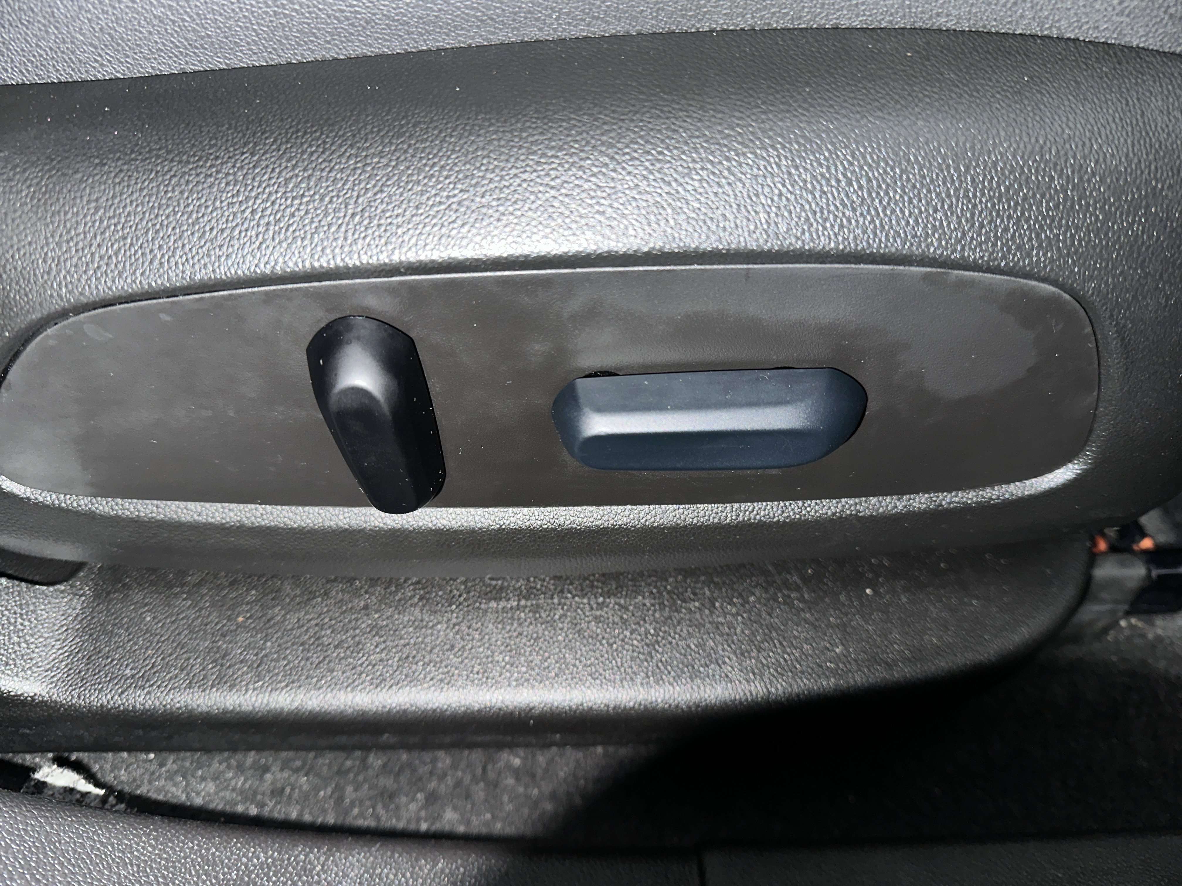 Used 2024 Chevrolet Blazer LT image 24