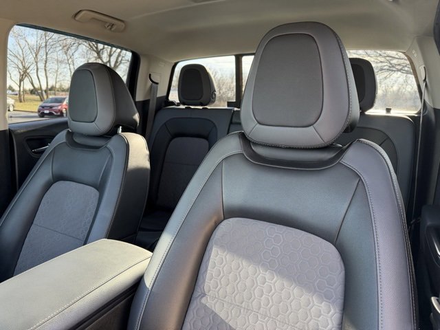 Used 2017 Chevrolet Colorado Z71 image 15