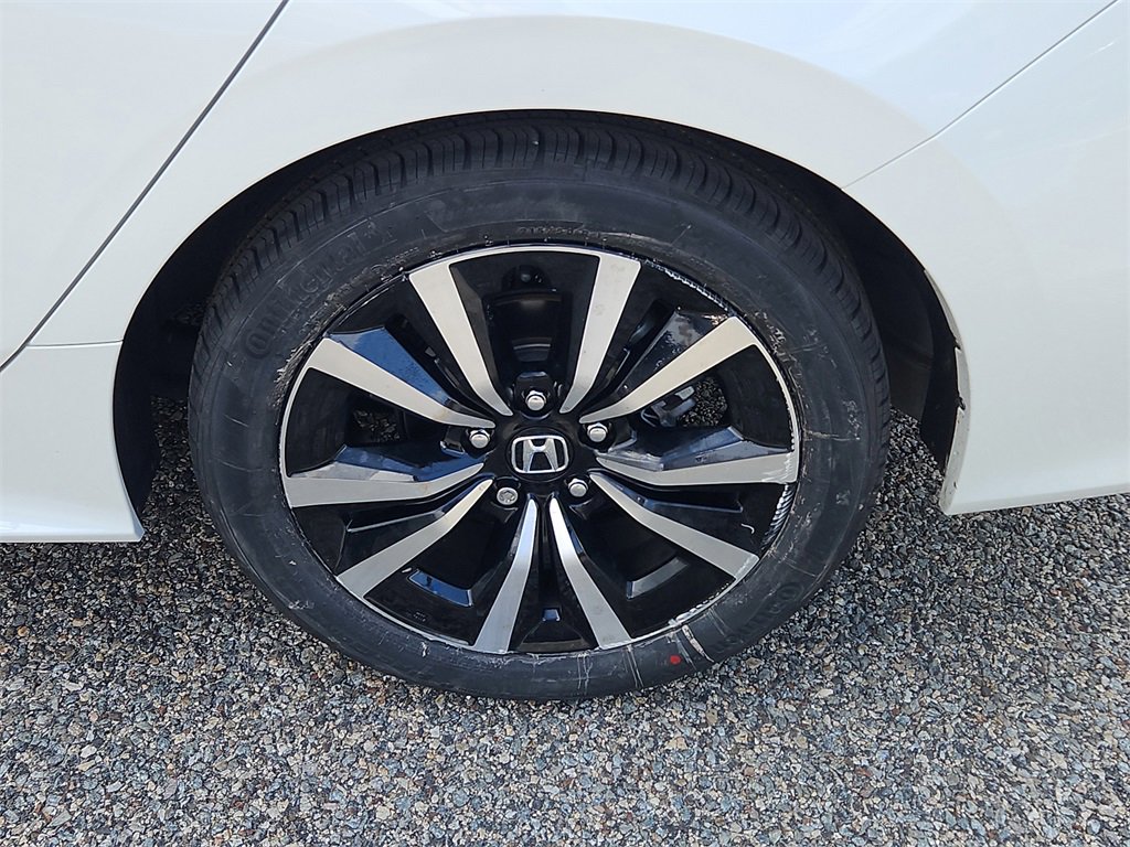 Certified 2024 Honda Civic EX image 8