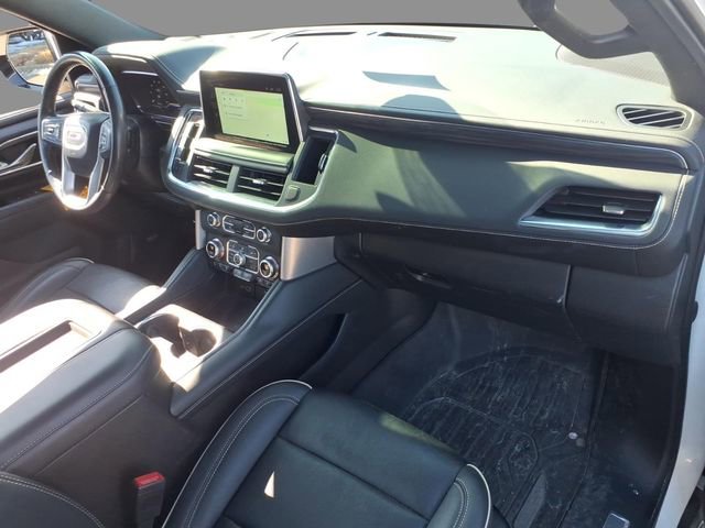 Used 2022 GMC Yukon SLT w/ SLT Premium Package image 14