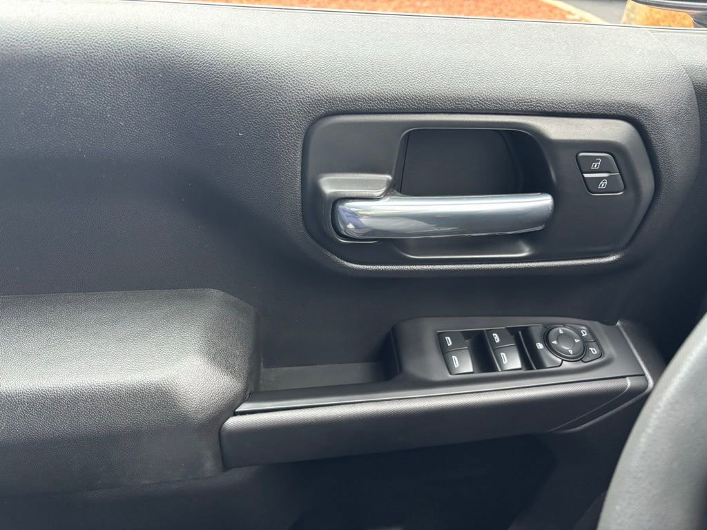 Used 2021 Chevrolet Silverado 1500 Custom image 21