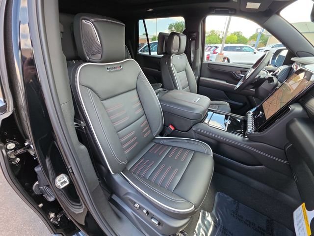 New 2026 GMC Yukon AT4 Ultimate AWD/4WD image 19