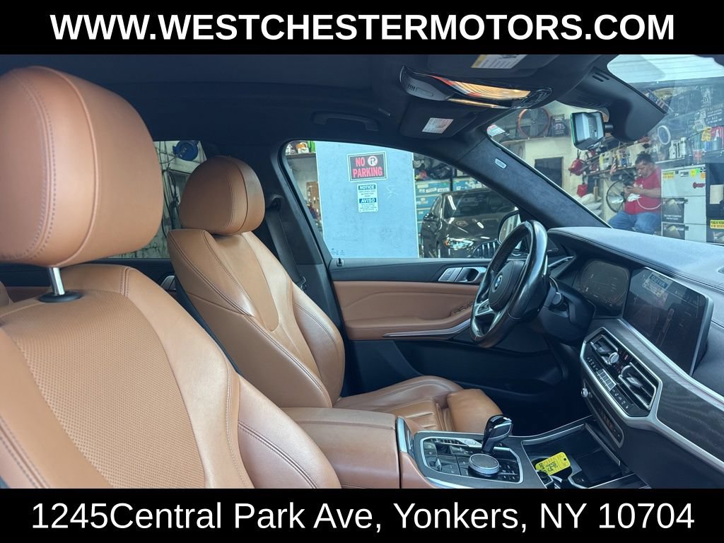 Used 2020 BMW X7 xDrive40i w/ M Sport Package AWD/4WD image 17