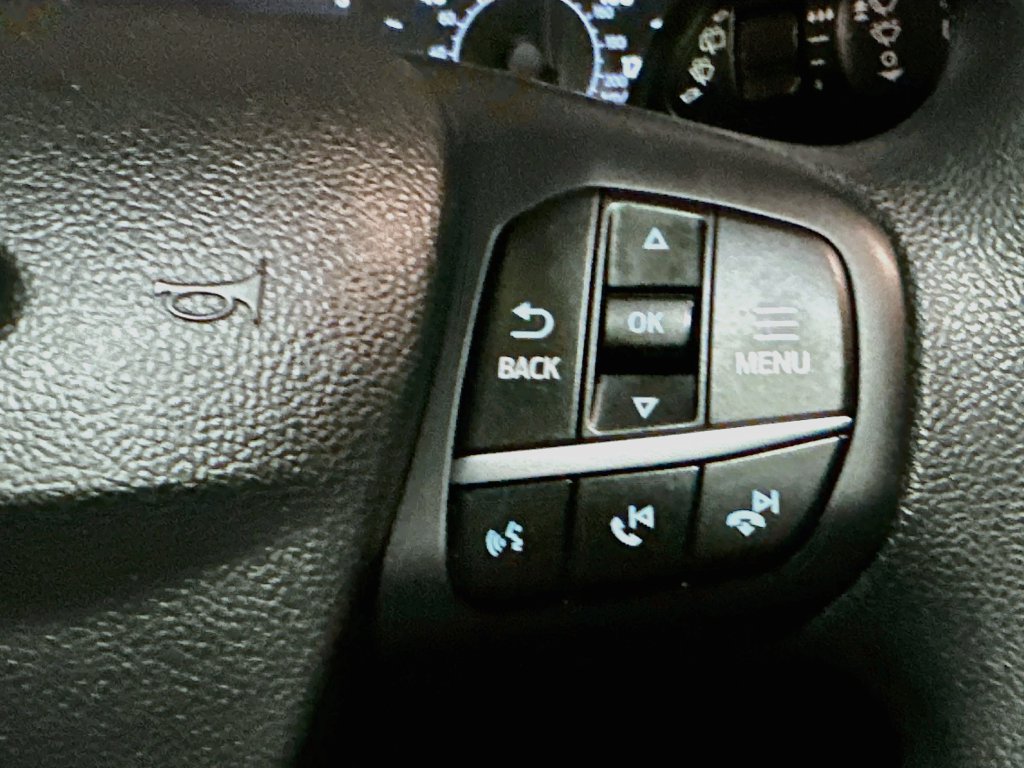 Certified 2020 Ford Escape SE AWD/4WD image 35