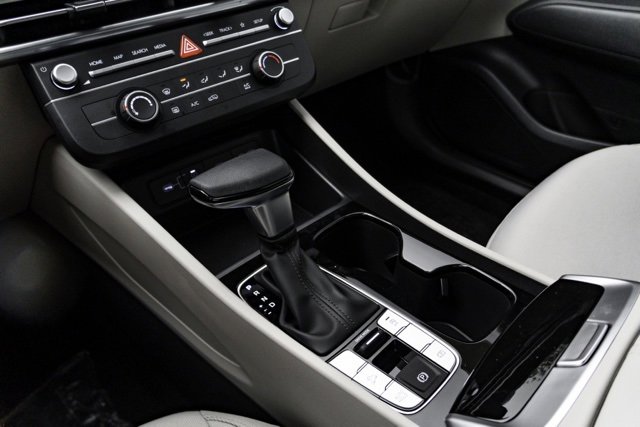 New 2026 Hyundai Tucson SE image 16