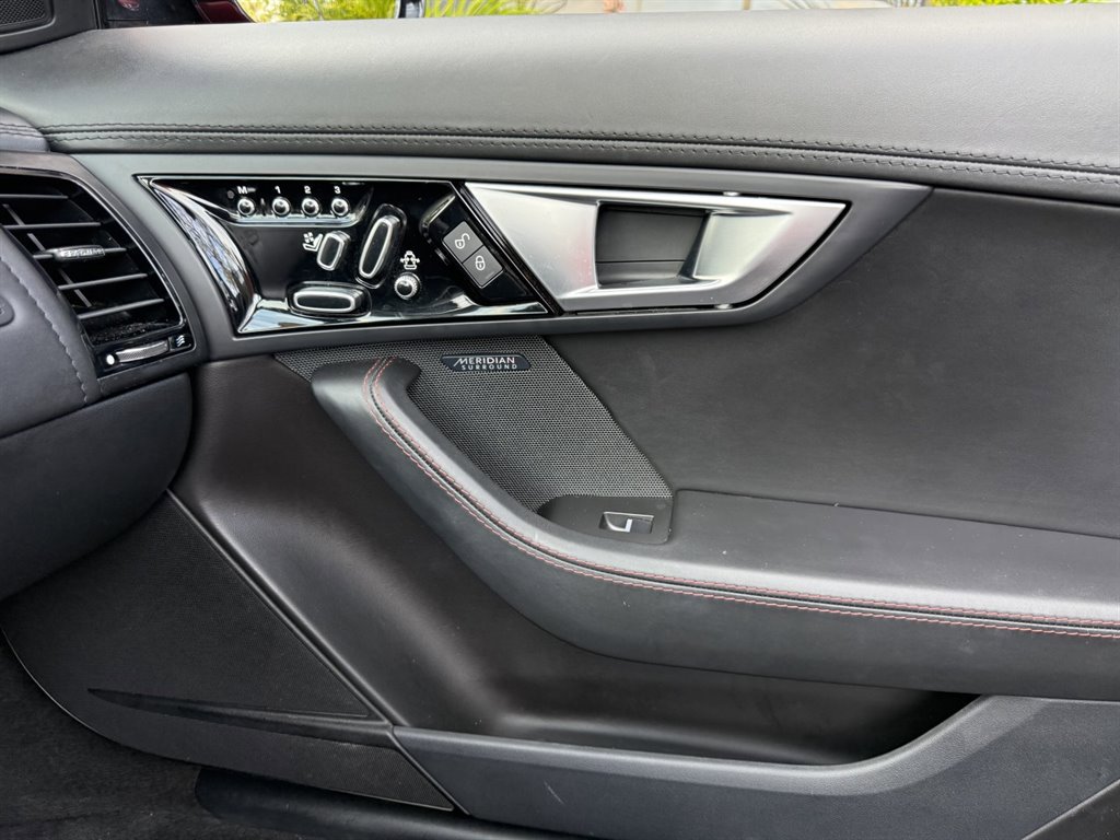 Used 2015 Jaguar F-TYPE S image 35