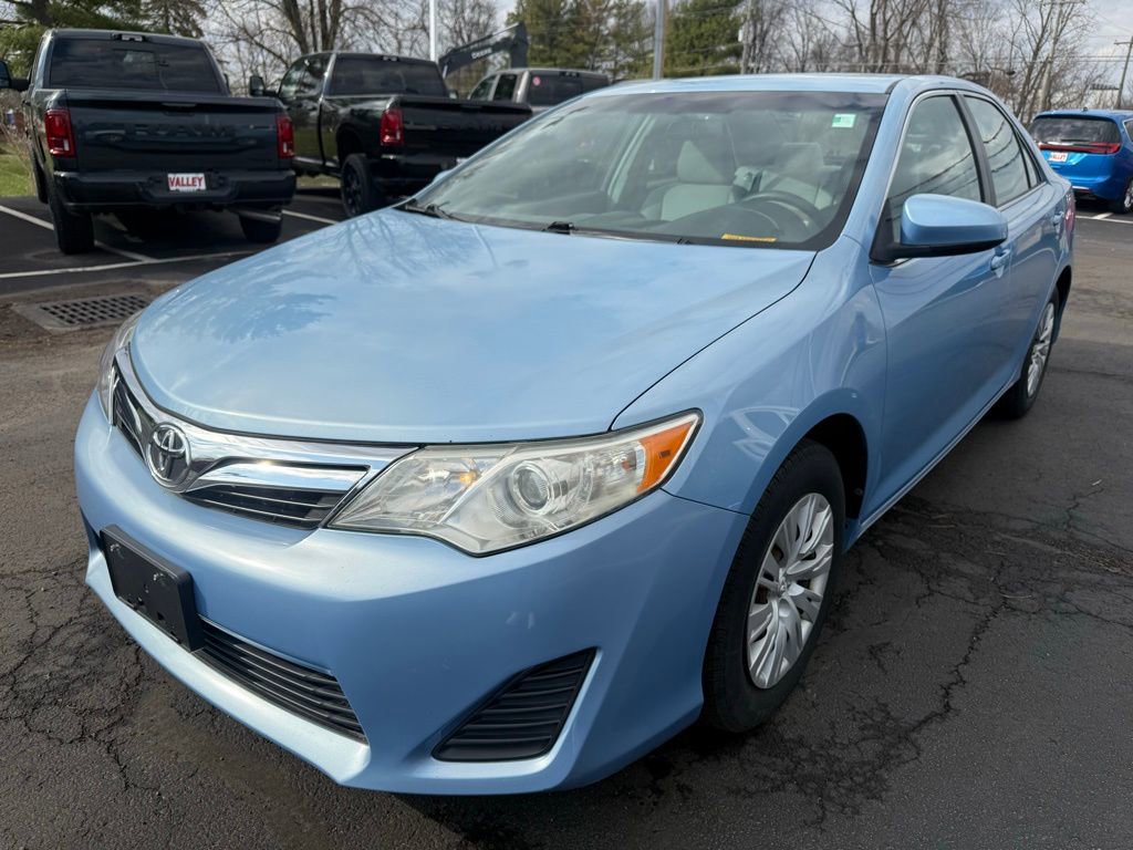 Used 2012 Toyota Camry LE image 7