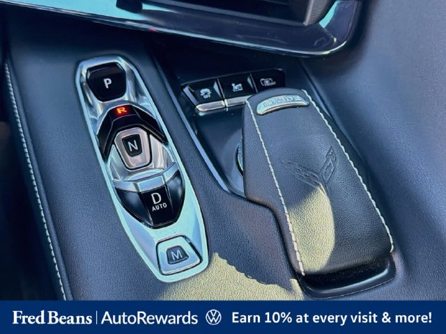 Used 2025 Chevrolet Corvette Stingray Preferred Conv w/ Stealth Interior Trim Package RWD image 23