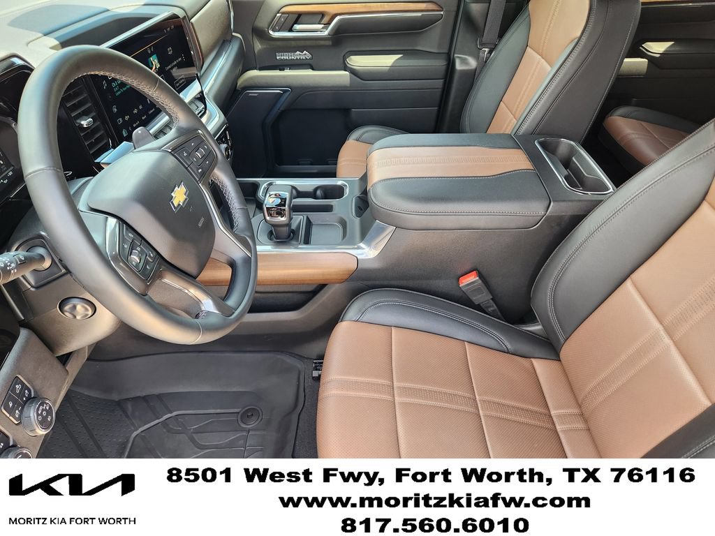 Used 2023 Chevrolet Silverado 1500 High Country w/ High Country Premium Package AWD/4WD image 12