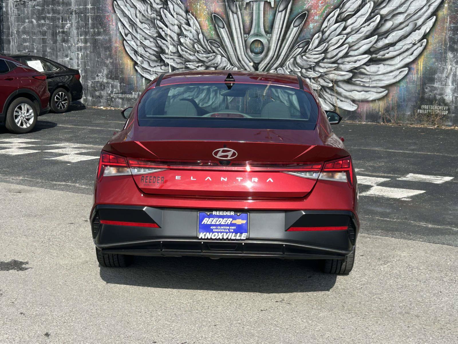 Used 2025 Hyundai Elantra SEL FWD image 6