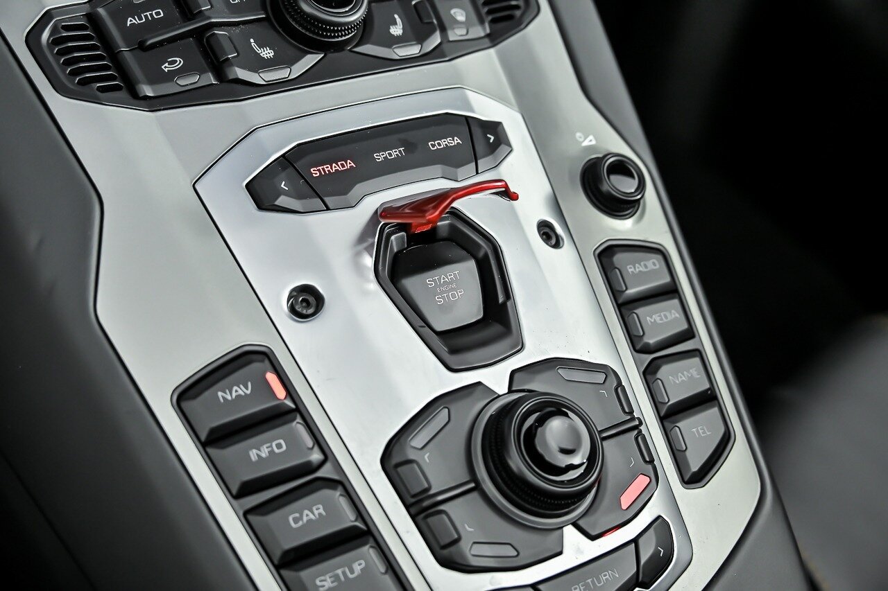 Used 2014 Lamborghini Aventador LP 700-4 AWD/4WD image 32