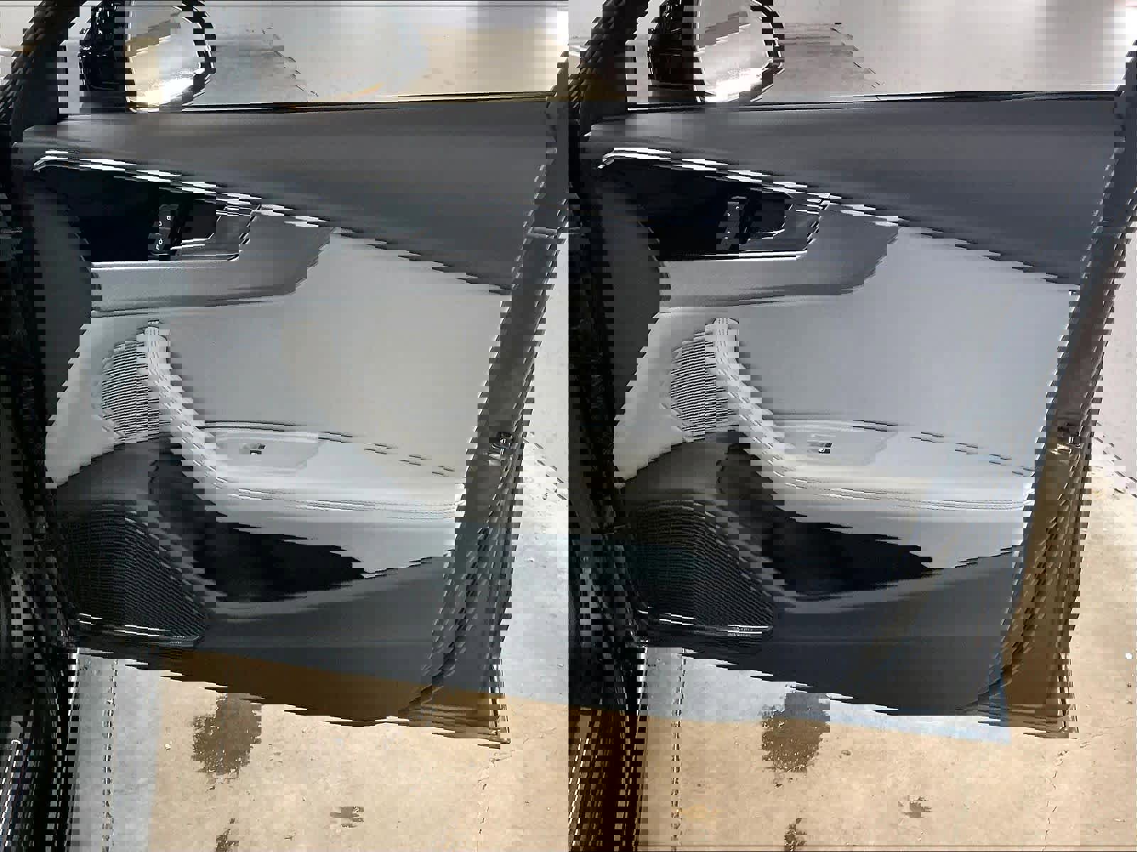 Used 2023 Audi A4 2.0T Premium Plus w/ Premium Plus Package image 25