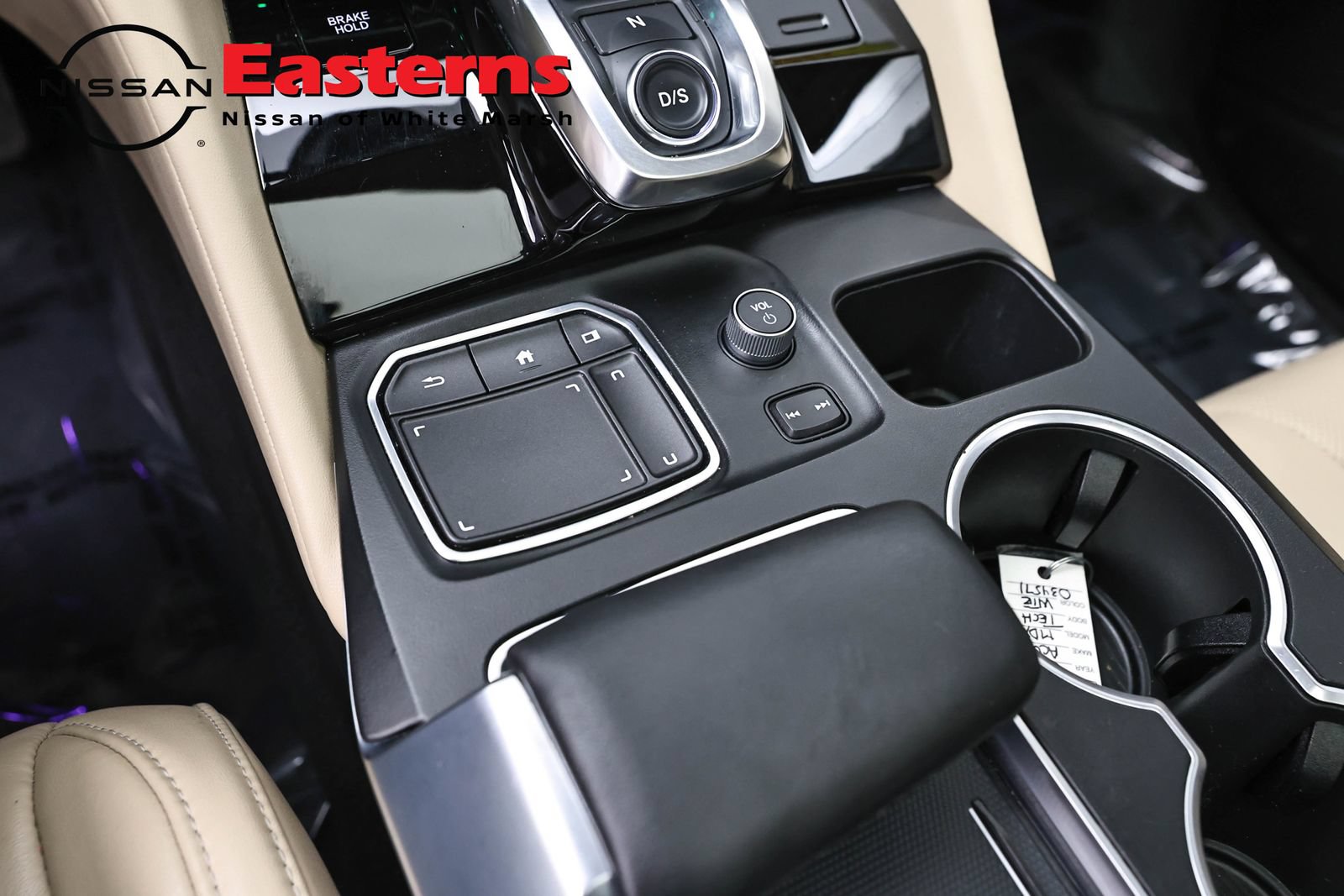 Used 2024 Acura MDX SH-AWD w/ Technology Package image 19