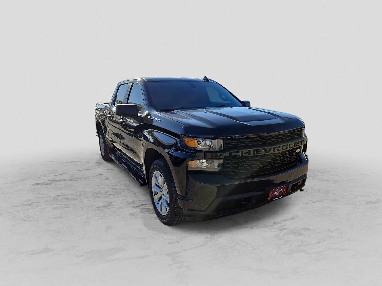 Used 2020 Chevrolet Silverado 1500 Custom w/ Custom Value Package image 2